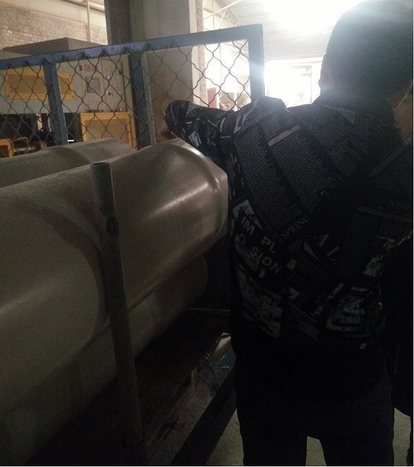 PLASTIC TUBE MACHINE PLASTIC TUBE MACHINE